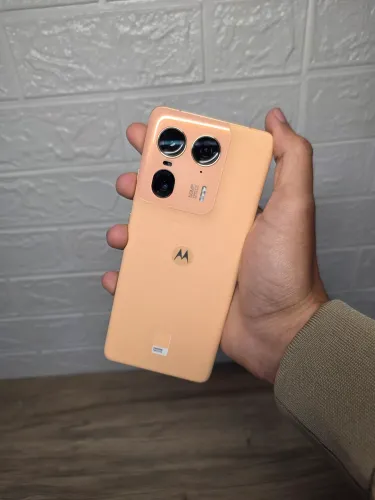 Moto Edge 50 Ultra 12/512GB+Capa e Carregador