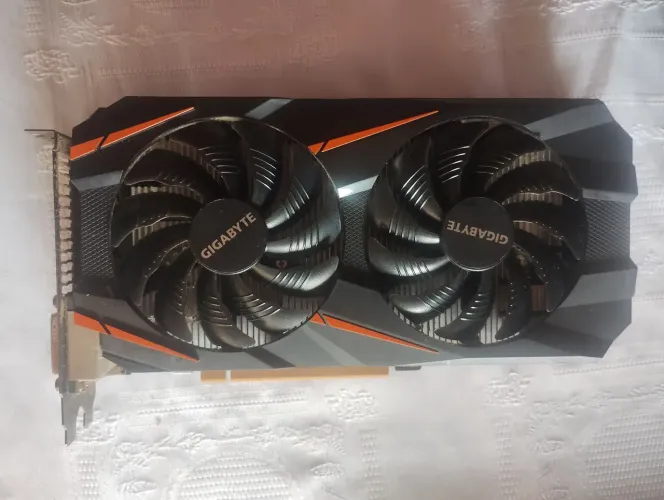 GTX 1060 6GB Gigabyte