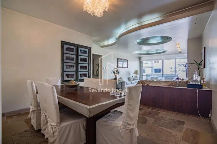 Imperdível oportunidade: Apartamento à venda em São Paulo-SP, 3 quartos, 1 suíte, 3 salas,