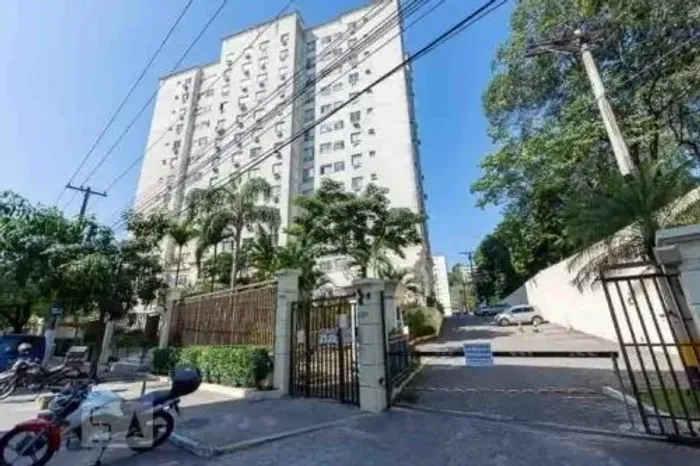 Apartamento com 2 quartos, lazer total, 50 m², 1 vaga de garagem, por R$ 315.000,00 - Barr