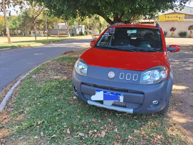 Fiat Uno WAY Celeb. 1.0 EVO Fire Flex 8V 5P 2014