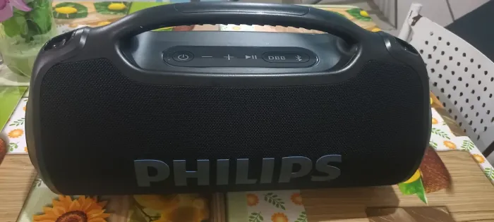 Caixa de som Philips Boombox Nova.