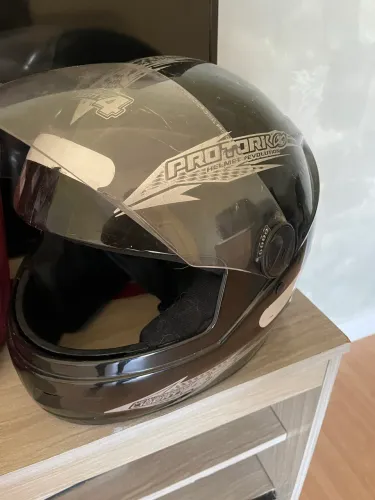 Capacete protork seminovo