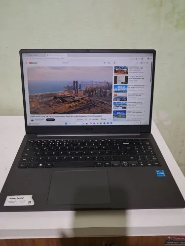 Galaxy book 2 core i3