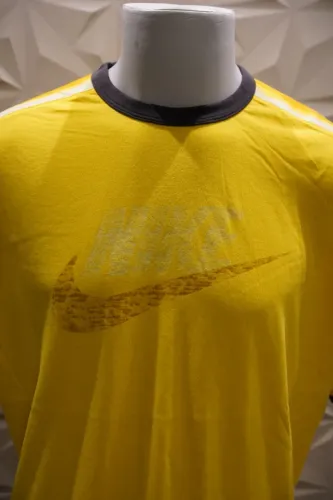 Camiseta retro nike