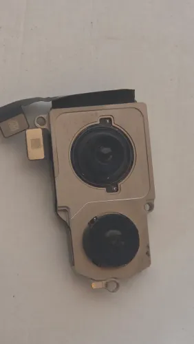 Câmera traseira Iphone 16 ORIGINAL RETIRADA