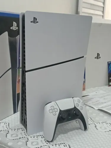 PS5 SLIM 825 GB NOVO NA CAIXA E 3 ANOS DE GARANTIA - POSSUI NOTAS FISCAIS