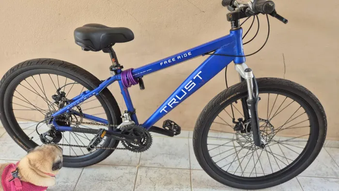 Bicicleta free ride aro 26 câmbio shimano altus 7 marchas