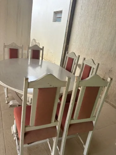 Mesa de Jantar com 6 cadeiras