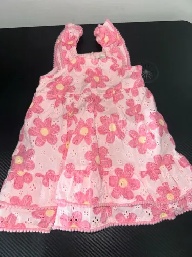 Vestido rosa intanfil.