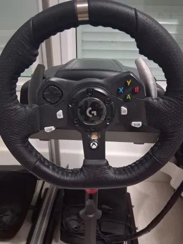 Volante Logitech G920 (Xbox e PC) + Pedais - Excelente Estado