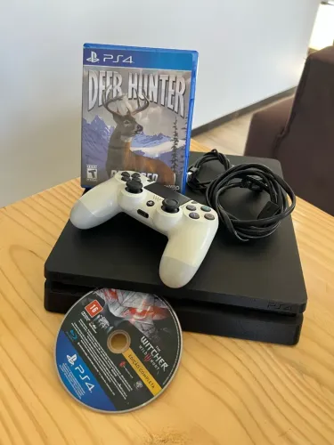 PS4 slim 1TB