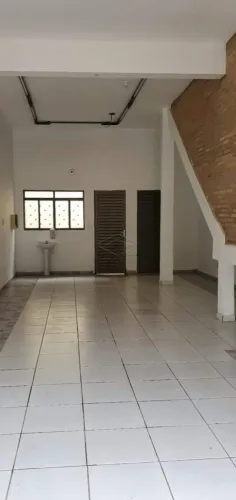 SALÃO COMERCIAL EM FRENTE À UNIP. JARDIM MARABÁ, BAURU/SP