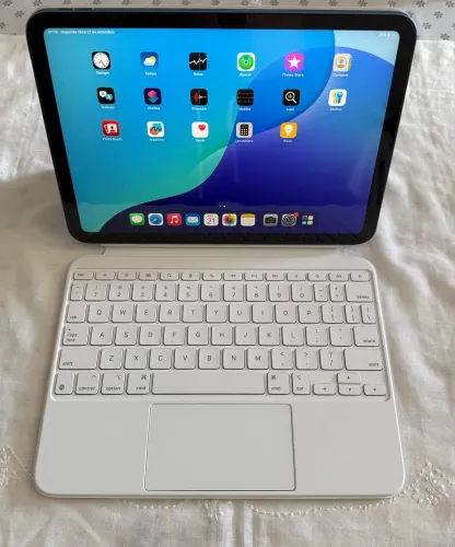 Apple iPad (10ª geração) 10.9" Wi-Fi 64gb + Magic Keyboard GRANDE OPORTUNIDADE!
