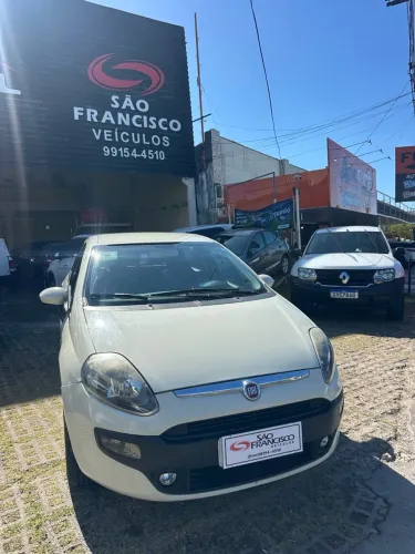 Fiat Punto Attractive Italia 1.4 F.flex 8V 5P 2016