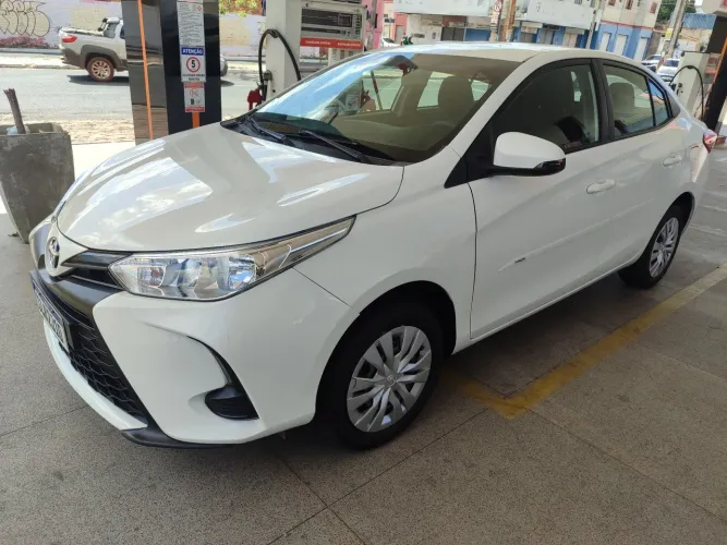 Toyota Yaris XL Sedan 1.5 Flex 16V 4P Aut. 2024