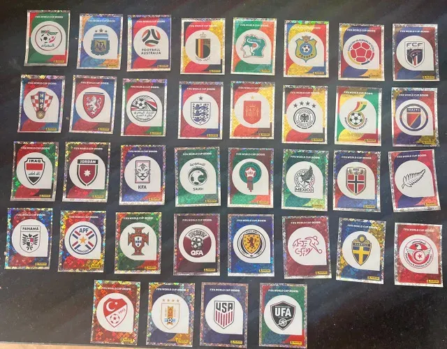 Lote Figurinhas 36 Escudos Copa 2026 Sem Repetições Originais