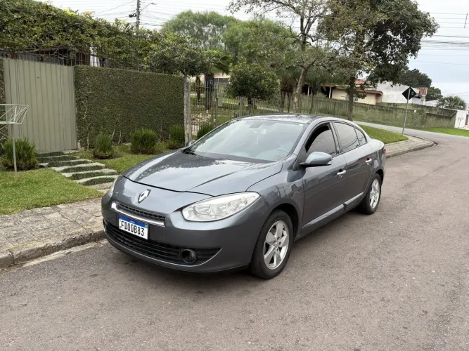 Renault Fluence Sed. Dynamique 2.0 16V Flex Aut. 2013