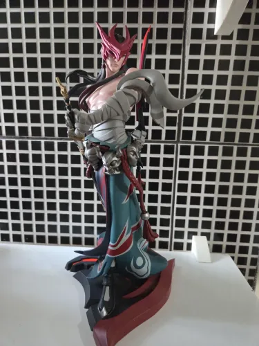 Yone Figure league of legends 