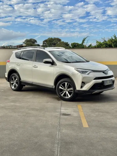 Toyota RAV4 2.0 Top 4X2 16V Aut. 2018
