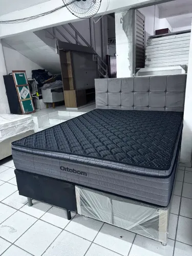 Cama Queen size disponível