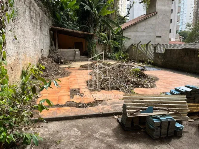 ÓTIMA OPORTUNIDADE - TERRENO À VENDA DE 176M² DE ESPAÇO AMPLO PARA CONSTRUÇÃO LOCALIZADO N