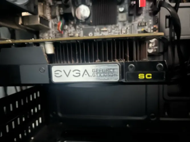 Placa de vídeo GEFORCE GTX 1050ti