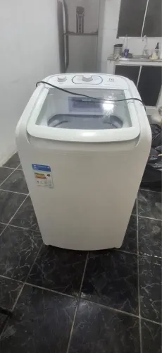 Geladeira e máquina de lavar