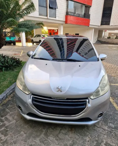 Peugeot 208 Griffe 1.6 Flex 16V 5P Aut. 2015