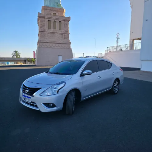 Nissan Versa Unique 1.6 16V Flex 4P Mec. 2016