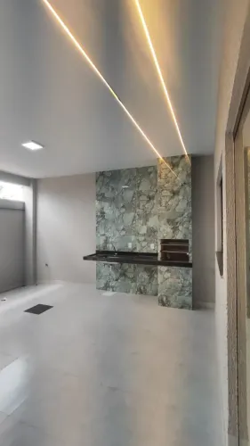 CASA À VENDA EM GOIÂNIA REGIÃO LESTE Setor Lucy Pinheiro Vila Pedroso