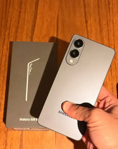 S25 edge 512gb [um mês de uso]