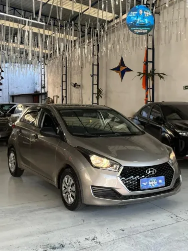 Hyundai HB20 Unique 1.0 Flex 12V Mec. 2019