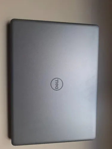 Notebook Dell Inspiron 3583 Intel Core I3 8a 4gb 240gb Ssd