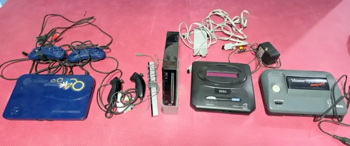Vendo lote de games antigos 