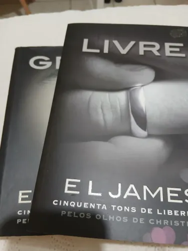Coleção EL James pelos olhos de Christian