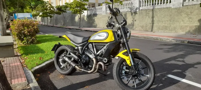 Ducati scrambler 800 icon 2023 muito nova pouco rodada