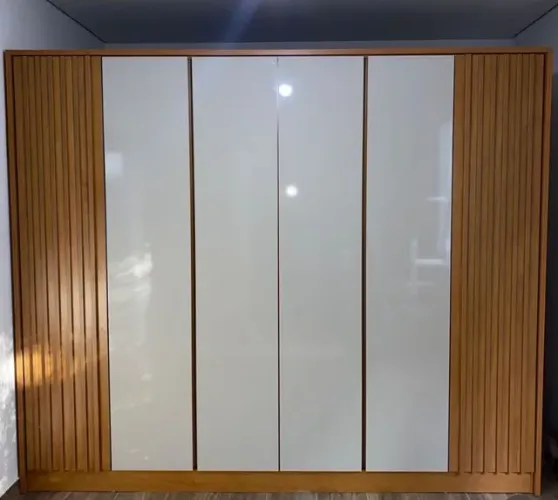 Guarda Roupa Barcelona (Casal) Ripado 6 Portas no Bege Claro