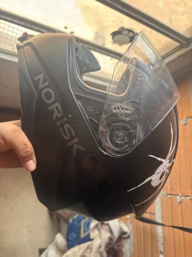 Vende-se capacete Norisk 