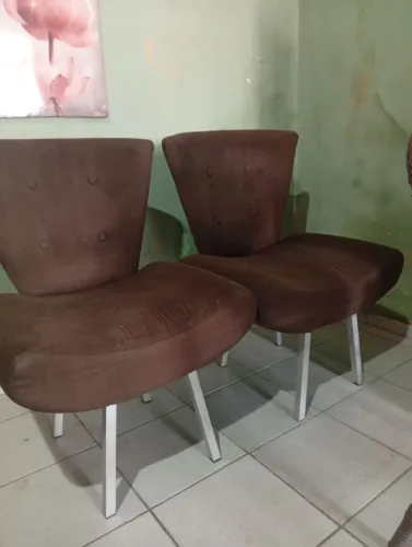 Vendo duas poltronas 