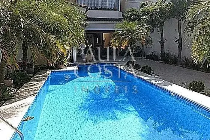 Barra da Tijuca | Casa de Condomínio 4 quartos, sendo 4 suites