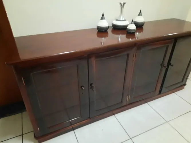 VENDO APARADOR MAGNO ( OPORTUNIDADE)