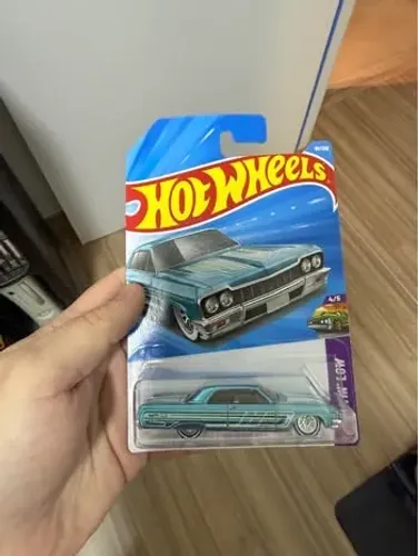 Hot Wheels 64 Chevy Impala STH (Super Treasure Hunt) 2026 pneu de borracha