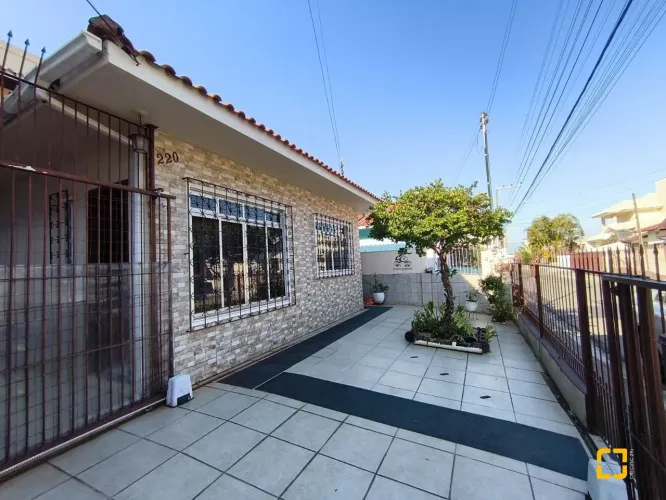 Casa- Saco dos Limões