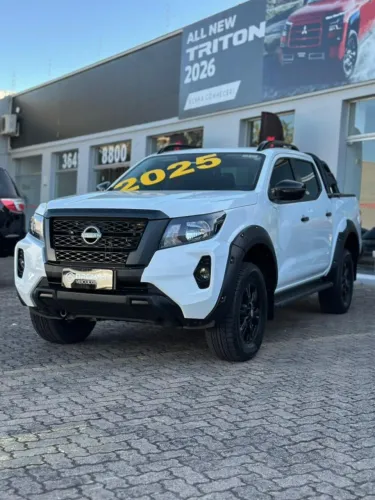 Nissan Frontier Attac.cd 4X4 2.3 Bi-TB Die. AUT 2025