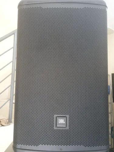 Caixa jbleon 715 com bluetooth