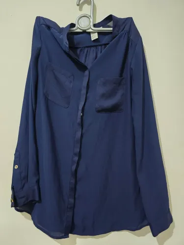 H&M Camiseta Manga Longa Feminina  - USADO 