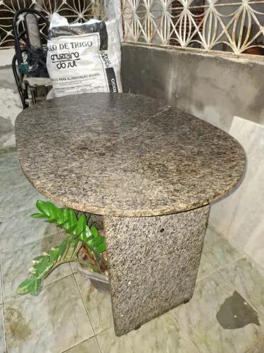 Mesa de granito 