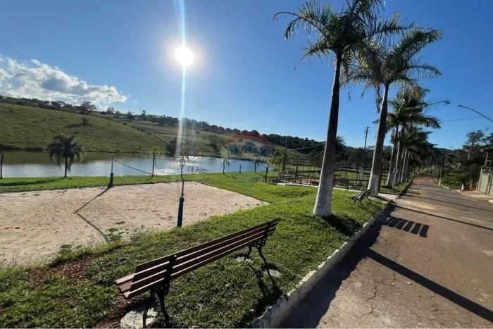 Excelente Terreno no Condomínio Represa Ville, Rua 14, n° 02, em Capim Branco