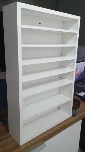 Estante para carrinhos